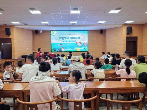 聯(lián)縣熱推 文化納涼新風(fēng)尚，泡館充電與露天觀影共繪文藝夏夜